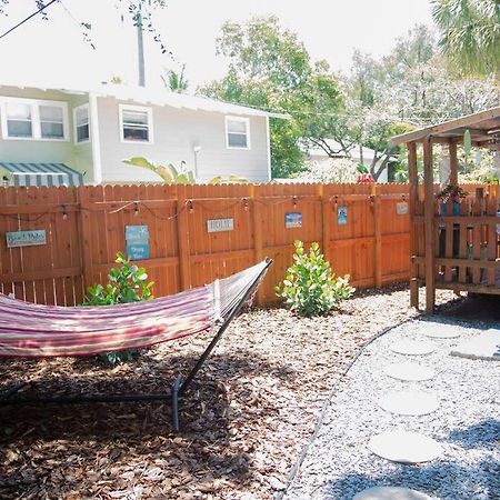 Two Bedroom Ranch With Private Deck Close To Beach ليك وورث المظهر الخارجي الصورة