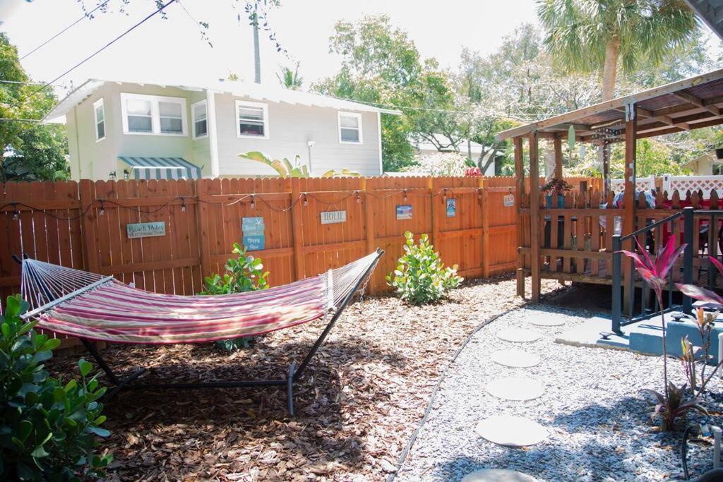 Two Bedroom Ranch With Private Deck Close To Beach ليك وورث المظهر الخارجي الصورة